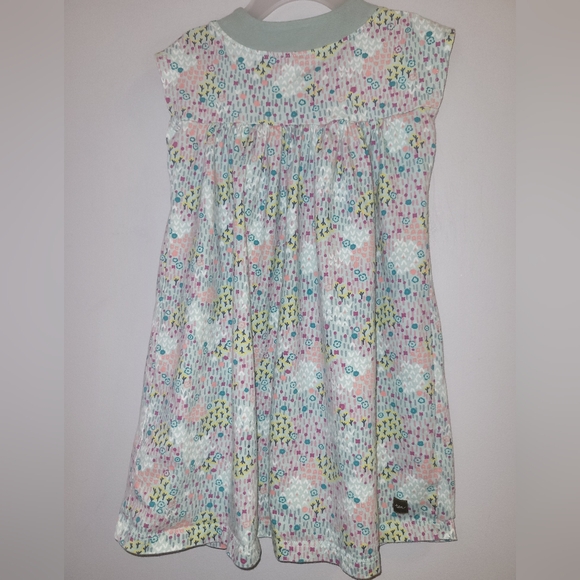 💐 Tea Collection Sage Green Ditsy Floral Print V Neck Cotton Dress Girls Size 4 - Picture 2 of 5